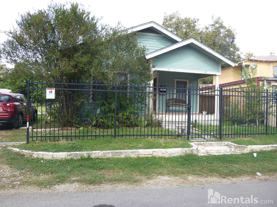 1st image of 227 Rose Ln