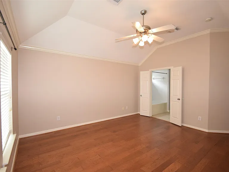 722 Memorial Heights Dr — Photo 29