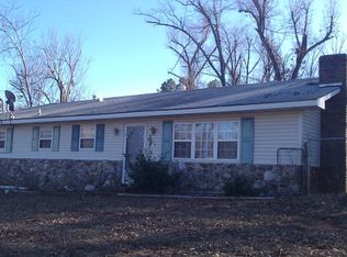 903 Sunset Dr, Thayer, MO 65791