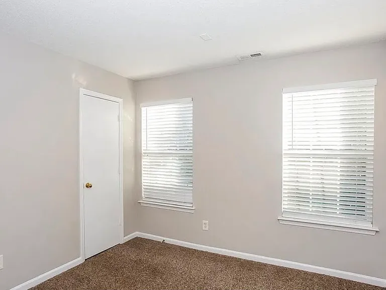 11623 Stewarts Crossing Dr #1 — Photo 8