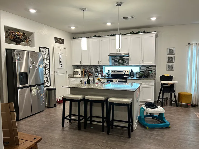 1703 W Aztec Dr — Photo 17