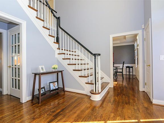 4th image of 6574 Estate Ln