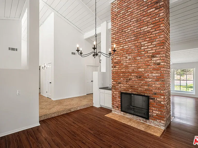 2952 Bottlebrush Dr — Photo 9