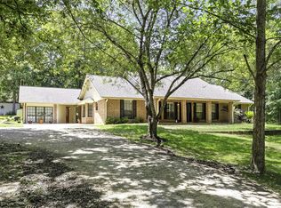 526 Pebble Crk, Livingston, TX 77351
