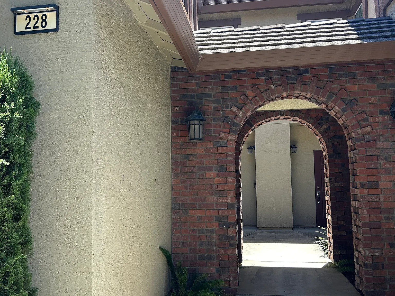 3 bed, 2.5 bath, 1452 sqft, $2,880 — Photo 2