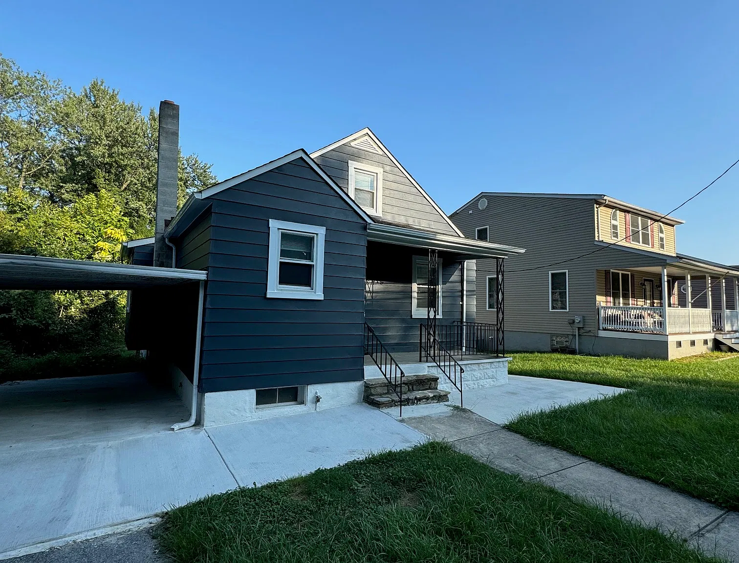 4 bed, 2.5 bath, 1877 sqft, $2,800 — Photo 1