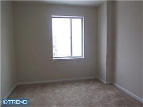 5th image of 901 N Penn St Unit P2005