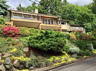 2490 Malabar Dr, Eugene, OR 97403