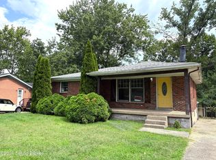 5616 Windy Willow Dr, Louisville, KY 40241