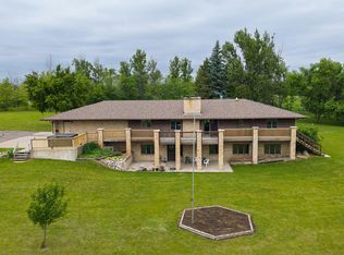 1646 41st St NW, Jamestown, ND 58401