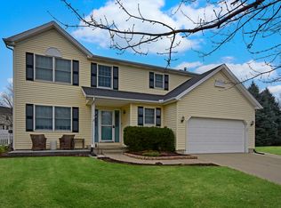 1 Valerie Ann Ct, Bloomington, IL 61704