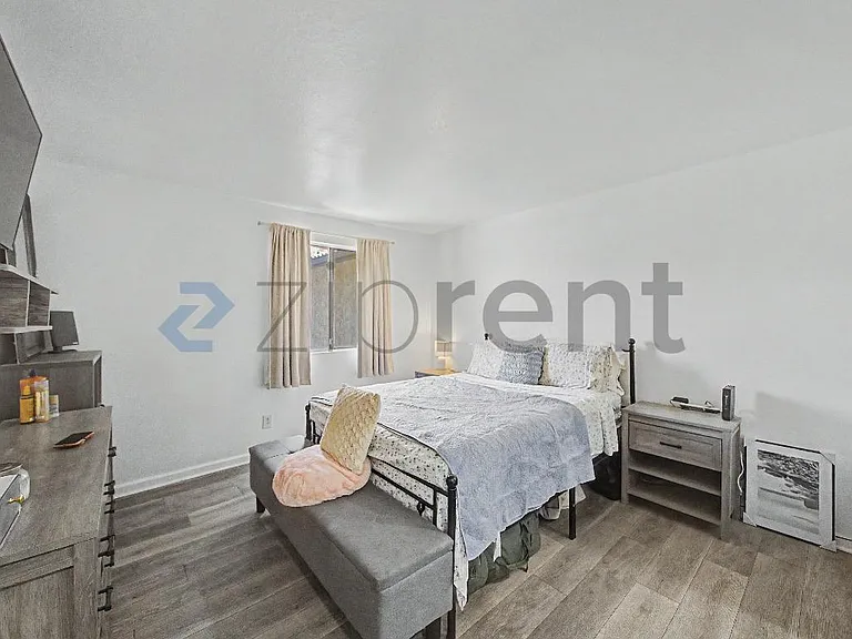 1265 Kendall Dr #521 — Photo 9