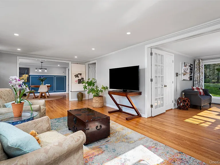 1001 Shore Acres Dr — Photo 24