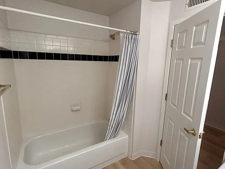 33 S Boulder Cir #213 — Photo 14