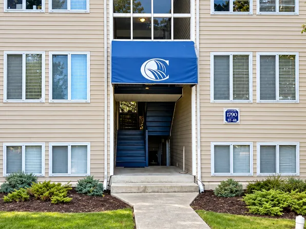1790 Liberty Ln APT 37, Blacksburg, VA 24060