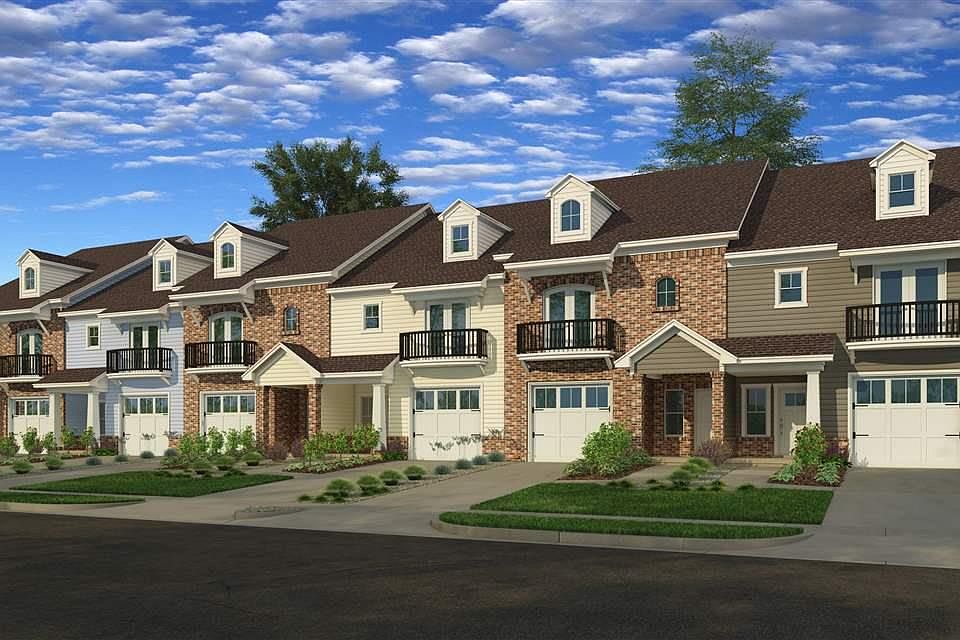 1st image of 2450 Market Plaza Dr