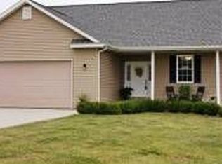 3404 Shady Point Ln, Waverly, IL 62692