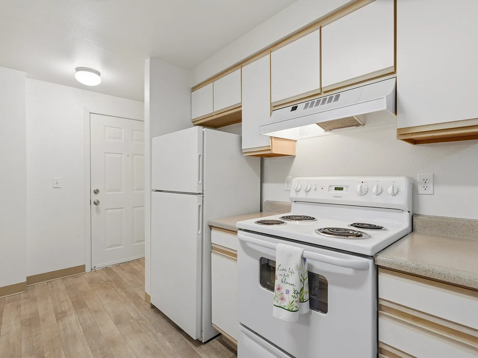 Barbur Heights Apartments — Photo 3