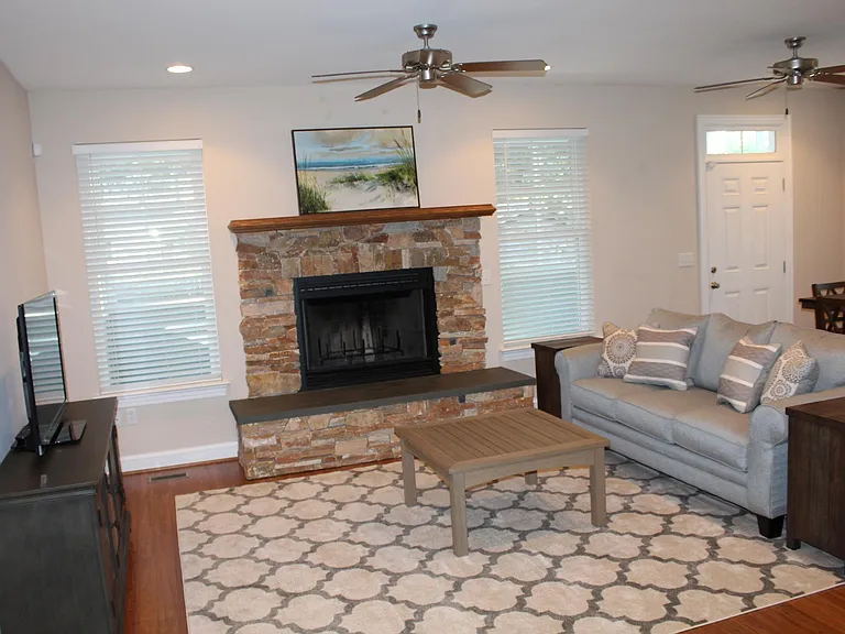 515 Virginia Ave — Photo 16