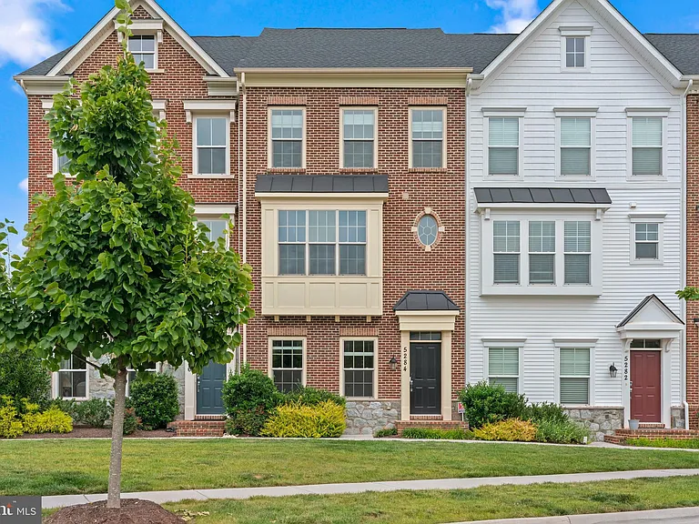 5284 Ridgeview Retreat Dr — Photo 1