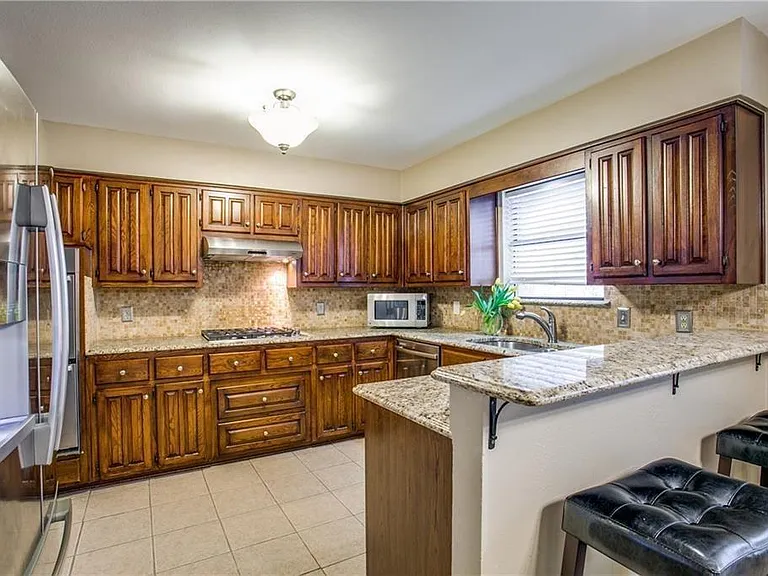 249 Simmons Dr — Photo 13