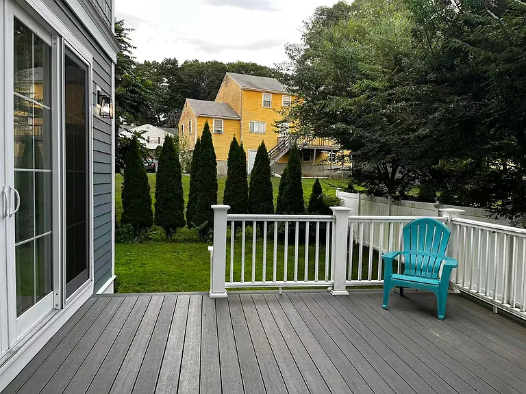 896 Chestnut St #2 — Photo 22