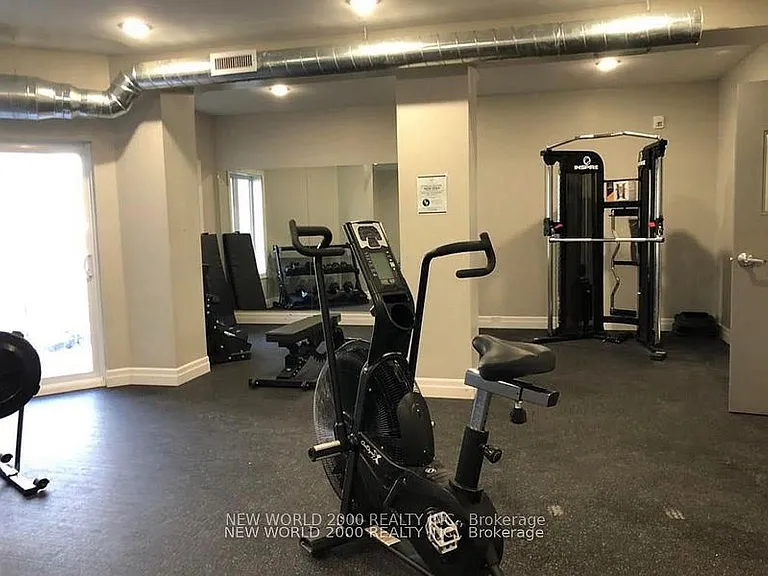 501 Frontenac St #106 — Photo 17