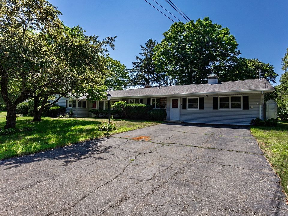 1st image of 4 Craig Rd