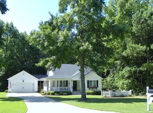 212 Tomahawk Dr, Clayton, NC 27520