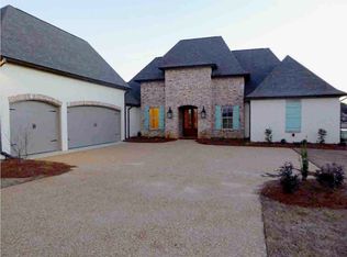 125 Harbor View Dr, Madison, MS 39110