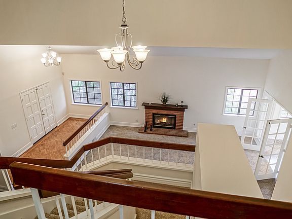 3rd image of 23418 Sagebrush Way