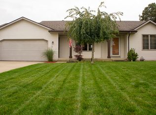 3884 Brookfield Dr, Hudsonville, MI 49426