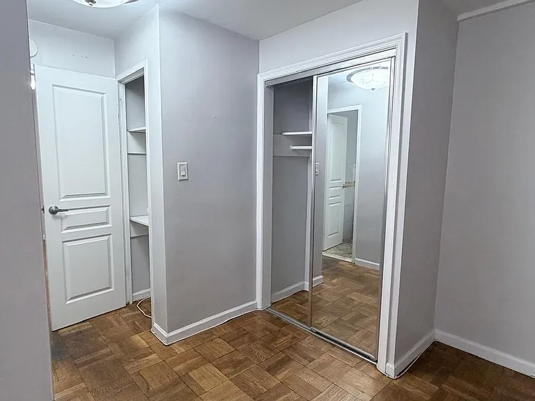 36 Duncan Ave #3KE — Photo 5