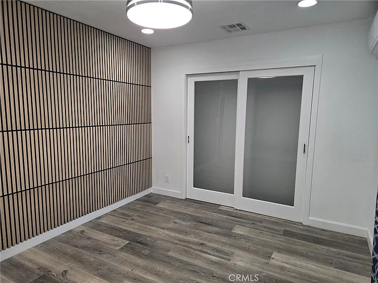445 E Francis St #1/2 — Photo 6
