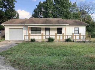 944 Cherry St, Perryville, AR 72126