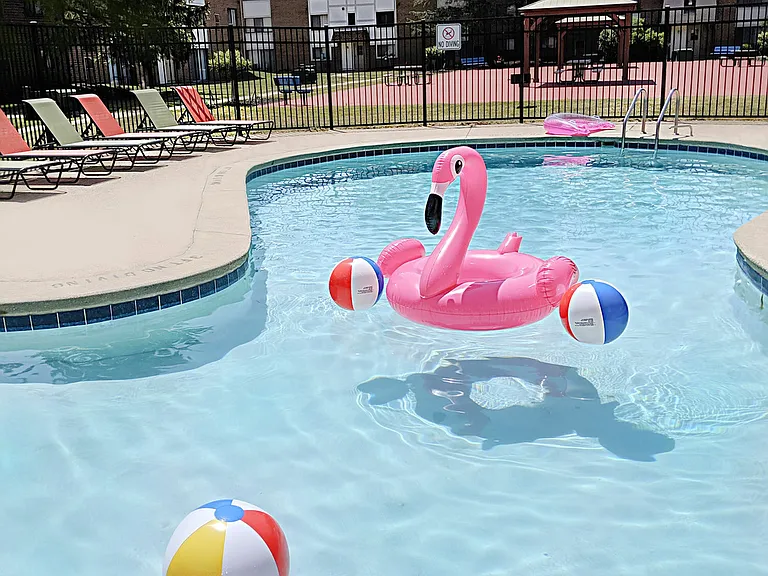 Columbia Square — Photo 3