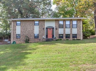 7429 Glastonbury Rd, Knoxville, TN 37931