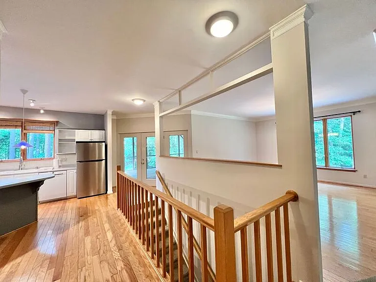 3005 Hickory Tree Pl — Photo 9