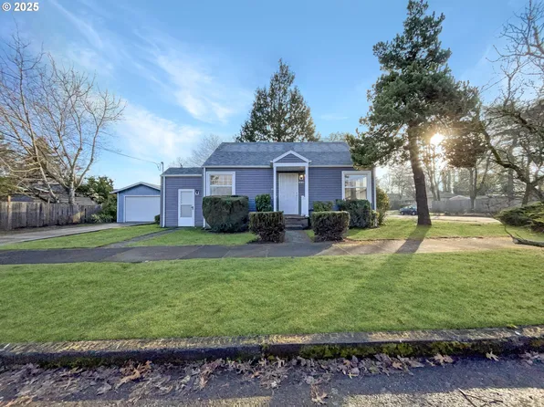 1030 SE 88th Ave, Portland, OR 97216