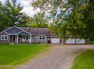 15470 S Airport Rd, Lansing, MI 48906