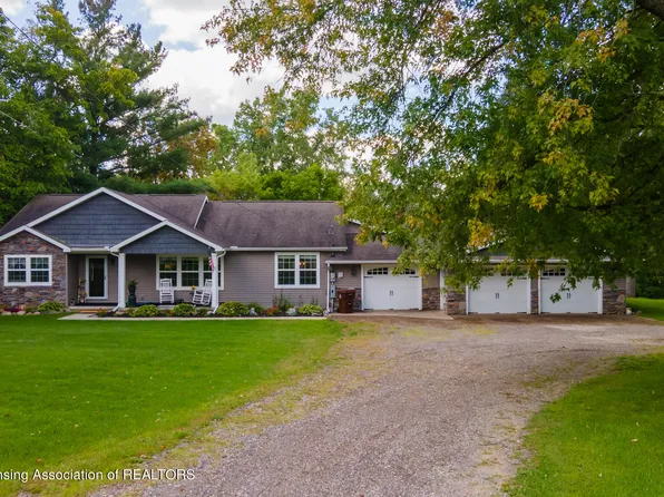 15470 S Airport Rd, Lansing, MI 48906