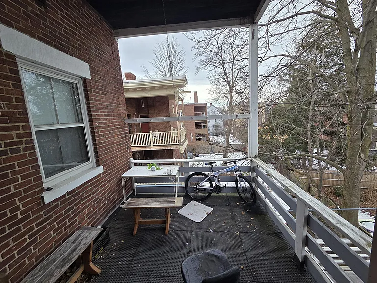25 Fairfield St #2 — Photo 6