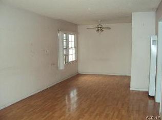 1005 S Central Ave, Compton, CA 90220