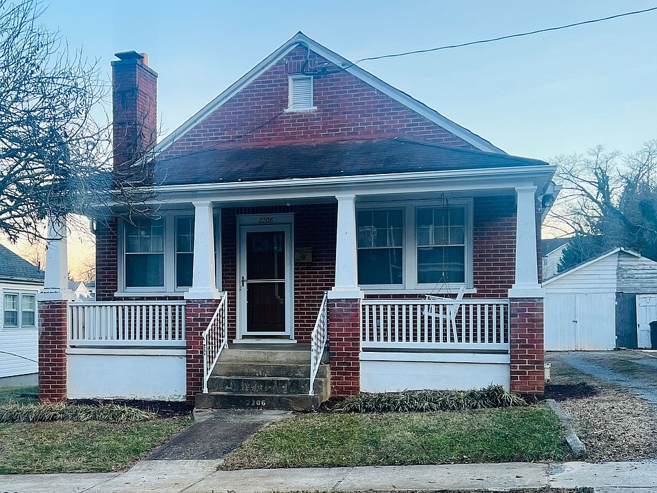 1st image of 2206 Park Pl #B
