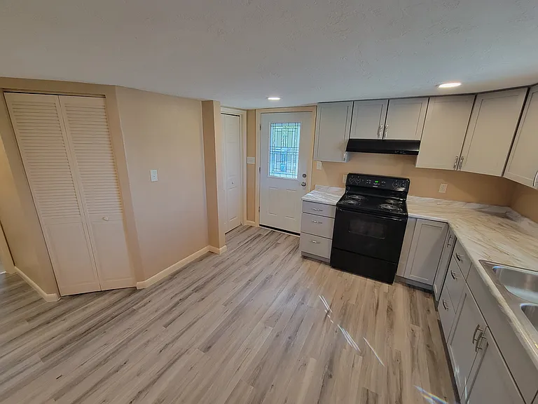 809 Painter St #809 — Photo 6