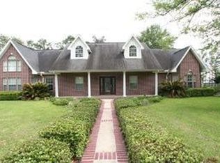 1525 W Walton Rd, Lumberton, TX 77657