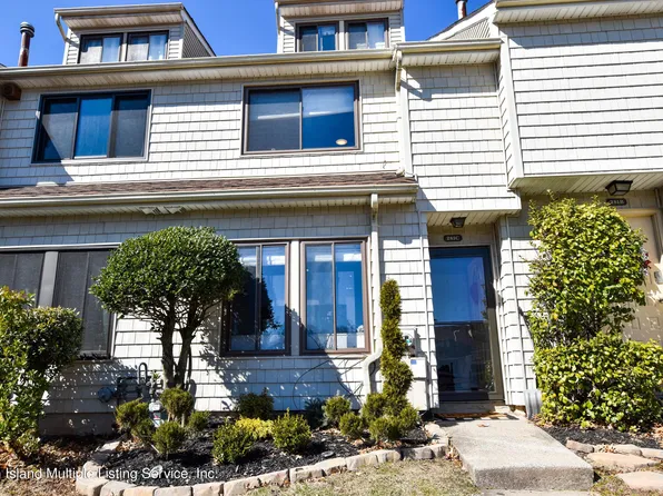 281C Signs Rd, Staten Island, NY 10314