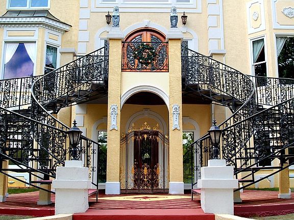 The French iron double staircase