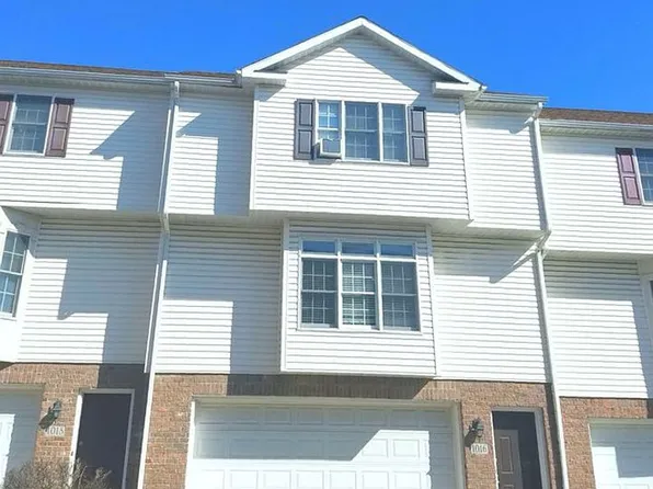 1016 Saint Pauls Ln, Morgantown, WV 26505