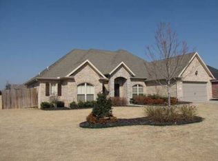 2302 SW Nutmeg St, Bentonville, AR 72712
